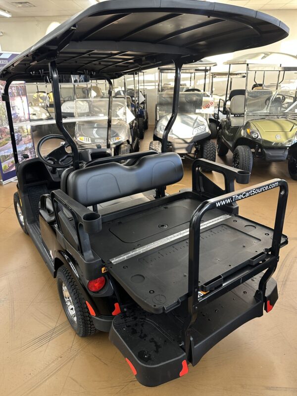 2025 E-Z-GO Valor For Sale - Image 3